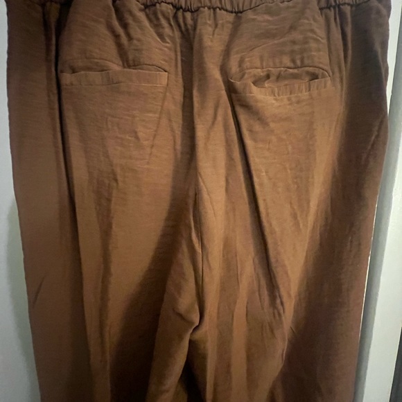 Banana Republic Wide Leg Trousers - Picture 5 of 5